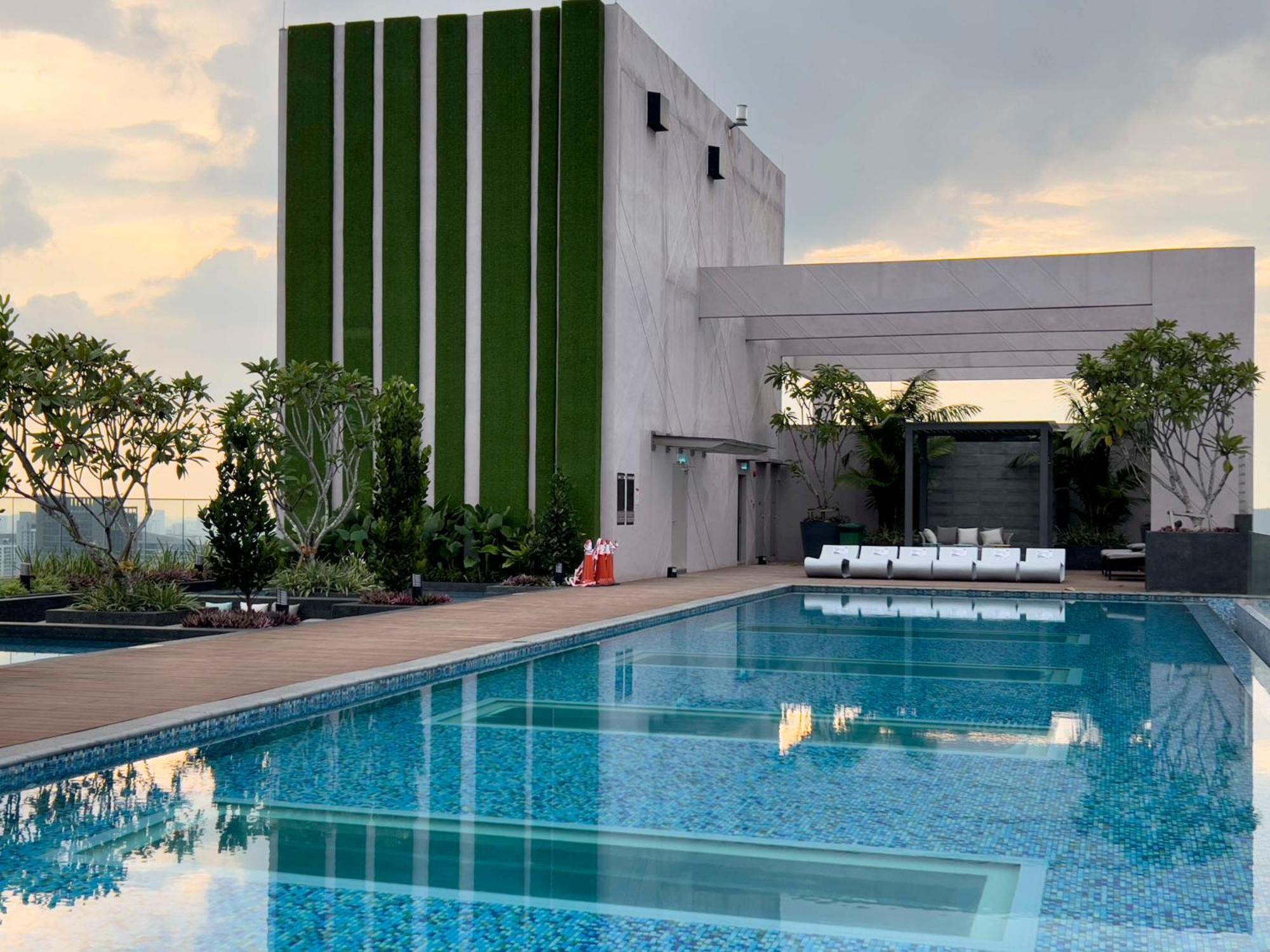 Sky Pool Suites Kl Sentral - Riveria City Kuala Lumpur Ngoại thất bức ảnh