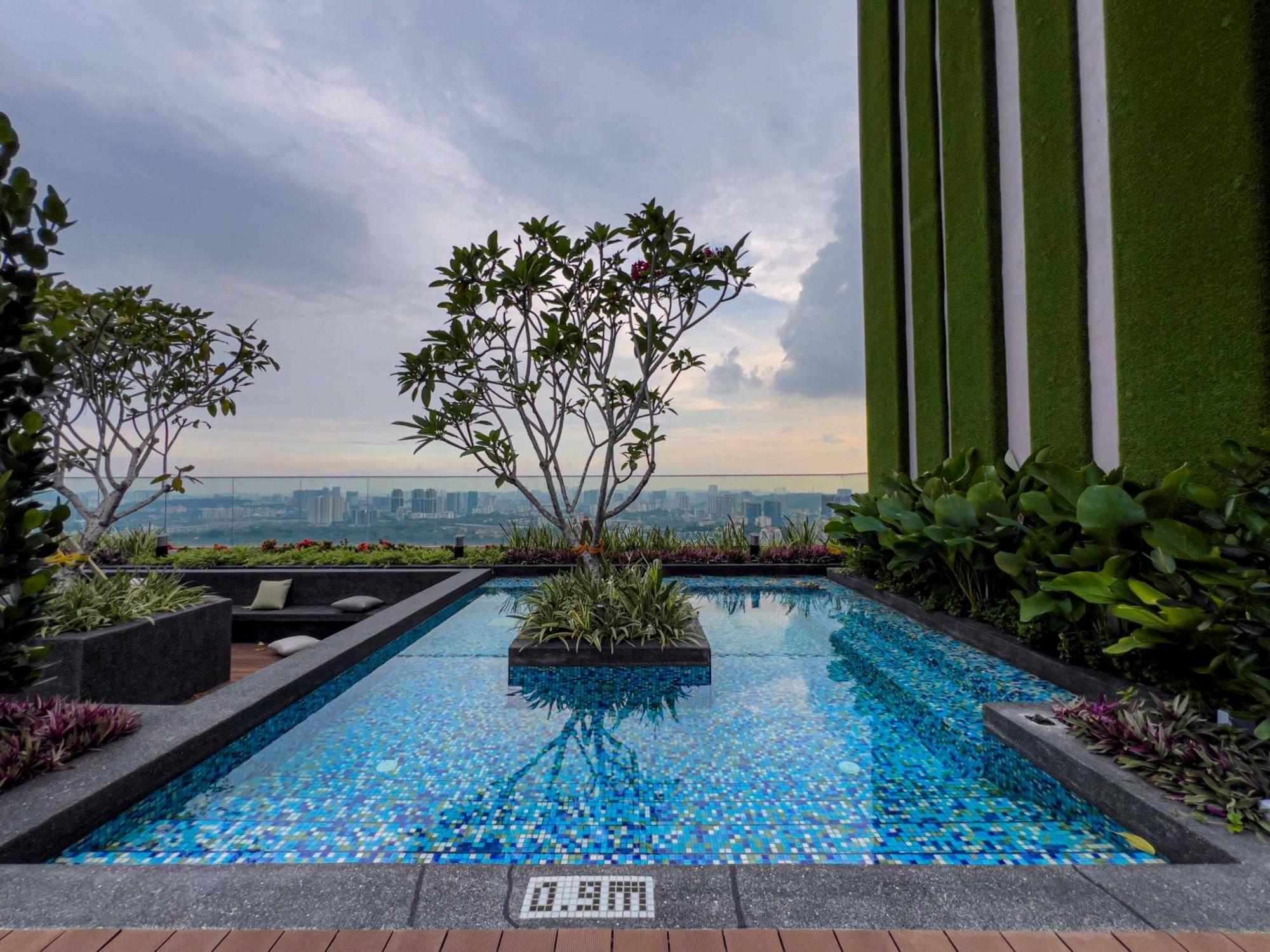 Sky Pool Suites Kl Sentral - Riveria City Kuala Lumpur Ngoại thất bức ảnh